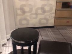 -圆子酒店(南宁金湖广场地铁站店)