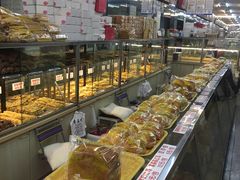 面包甜点陈列柜-康乃馨糕饼店(永安道店)
