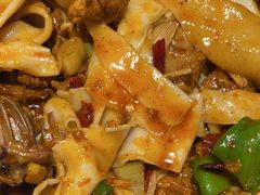 俭寨小公鸡-俭寨大盘鸡·新疆菜·烧烤(博乐店)