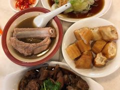 -黄亚细肉骨茶(仰光路店)