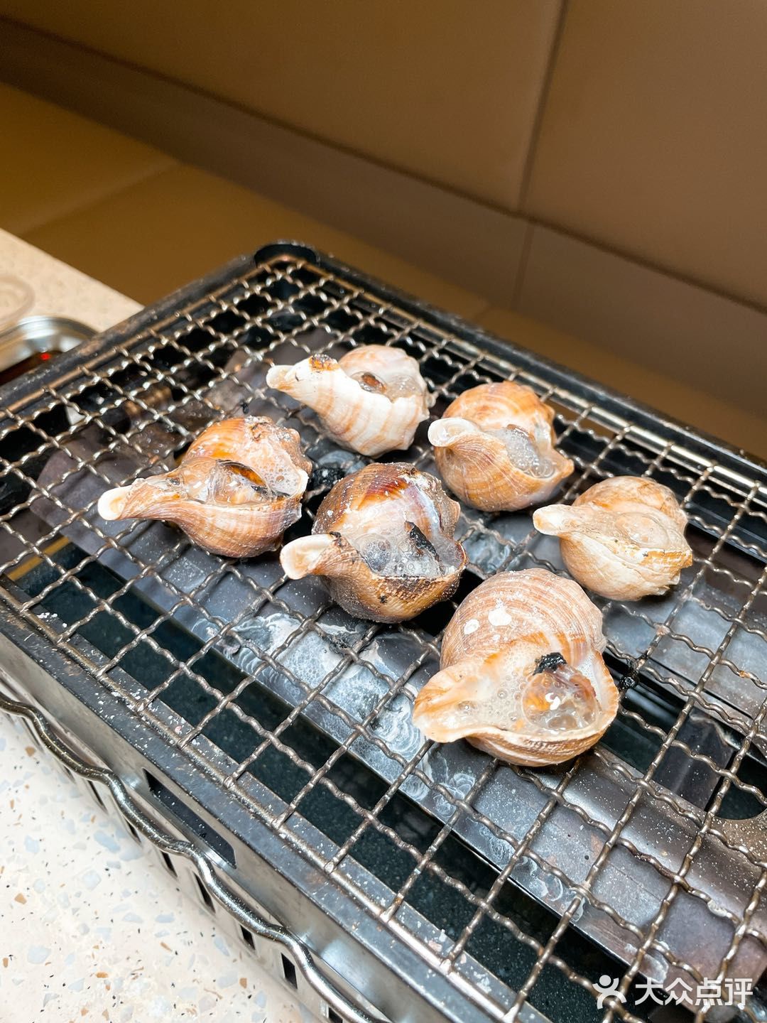 豫园地铁站附近的白仁仔[鼓掌][鼓掌]