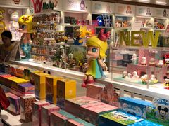 -泡泡玛特POPMART(国金街店)