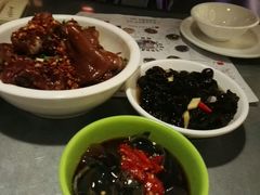 -大碗厨 25年老字号 现炒湘菜(四季天地店)