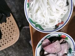 -刘姐啤酒鱼民族演艺餐厅(西街总店)