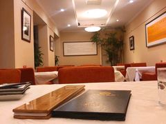 -北京小王府餐饮管理有限公司