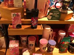 零售区-星巴克(广州动漫星城东区店)