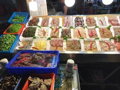 -六合夜市