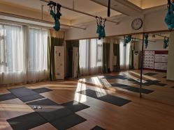 -依灵瑜伽普拉提连锁