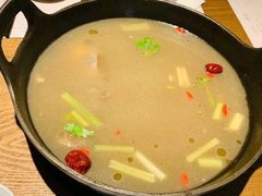 四季草本原汤锅-盡膳口福跷脚牛肉火锅(北美新天地店)
