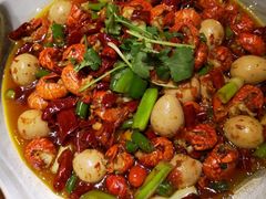 -临界音乐酒馆·小龙虾·江湖菜(华熙LIVE·鱼洞店)