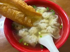 -张阿三馄饨店