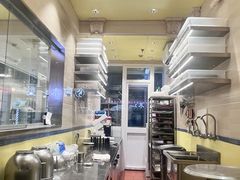 -85度C(生甜甜圈研究工坊·上海局门店)