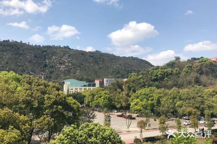 重庆文理学院(星湖校区)广场图片