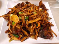 萝卜干腊肉-嘉丰湘菜馆(芳群园店)