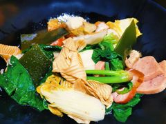 -万记麻辣烫国展总店