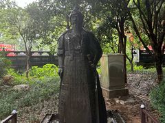 -绳金塔