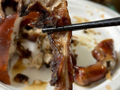 -黄记四更烤乳猪店