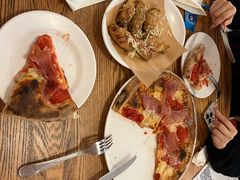 -城市大道红炉披萨烘焙坊