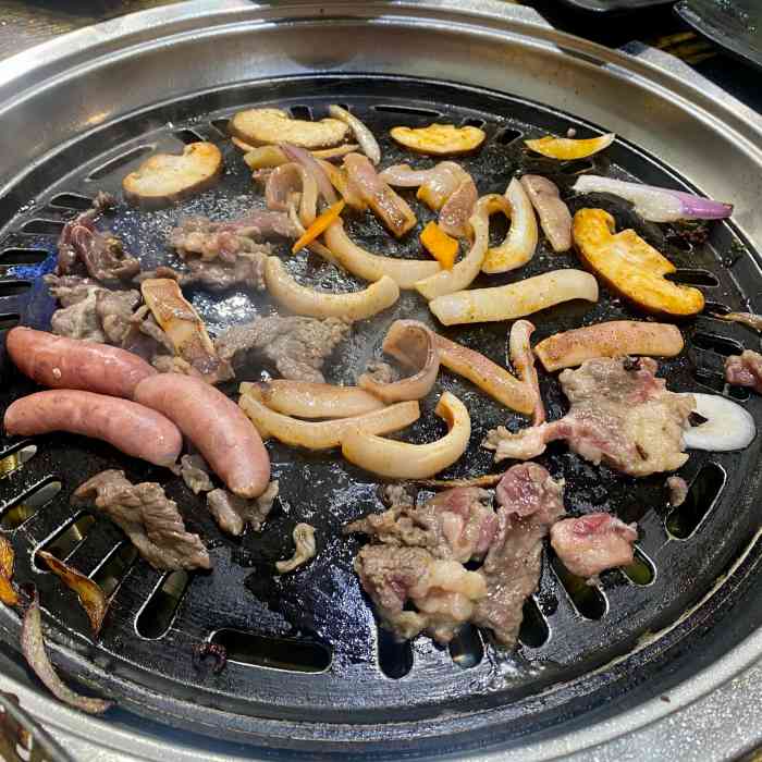 齐齐哈尔碳火烤肉(东裕店)-"东北烤肉最佳,比那老t好多了!尤其是酱料.