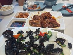 -老周家酱卤猪蹄私房菜(克拉玛依西街店)