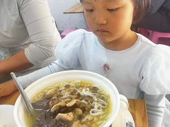 -文山荷鲜居(翠湖店)
