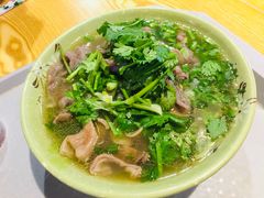 -八一路好吃街(雨田商务大厦店)