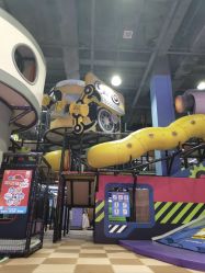 -欧酷世界动力星球(王府井奥莱UP TOWN店)