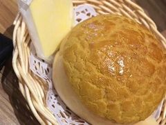 菠萝包-粤港餐厅(禹州商业广场店)