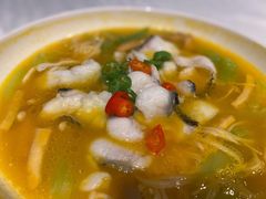 招牌川香酸菜鱼-柒园·三十年创意杭帮菜(龙湖滨江天街店)