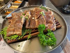 -草家酱蟹炭火烤肉店(珲春南路一店)