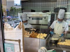 -六贤记(杭州龙湖滨江天街店)