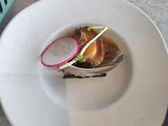 鲍鱼-極上萬膳·日料放题(来福士江景店)