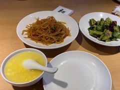 -关东小磨东北菜(上海长风大悦城店)