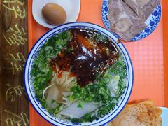 -伊穆祥牛肉面总店·清真