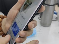 -荣耀授权专卖店(黄浦浙江中路店)