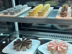 -遇上西雅图多融合海鲜自助餐厅(中房金谊广场店)