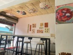 -余庆小吃(小吃一条街店)