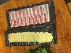 -炙忧烤肉屋(中国铁建广场店)