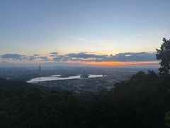 -紫金山山顶公园