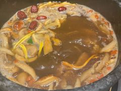 -蘑界·野生菌火锅(深业上城店)