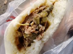 猪肉酸黄瓜包子-玉华台饭庄(裕中西里小区店)