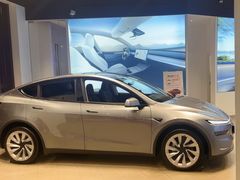 -TESLA 特斯拉(上海太古汇体验店)