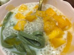-甜心妈妈·榴莲星级糖水(北京路总店)