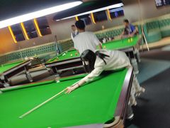 -夜时尚台球俱乐部(汉阳摩尔城店)