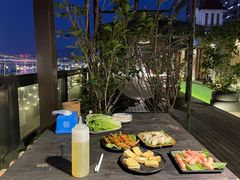 -冰冰龙虾·江湖菜·花园江景餐厅
