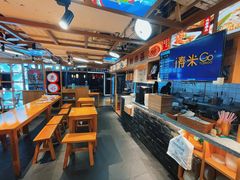 -呷佬·长沙手工米粉(金沙江路店)