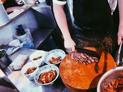 卤煮火烧-门框胡同百年卤煮(新街口店)