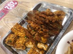 -江城燕子大排档(江汉路步行街店)