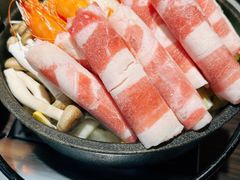 豪华海鲜肥牛泡菜锅-仙隐小鹿中華の日料(荣民龙首广场店)