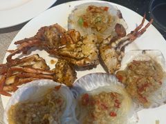 -东方红海鲜百汇(国际大厦店)